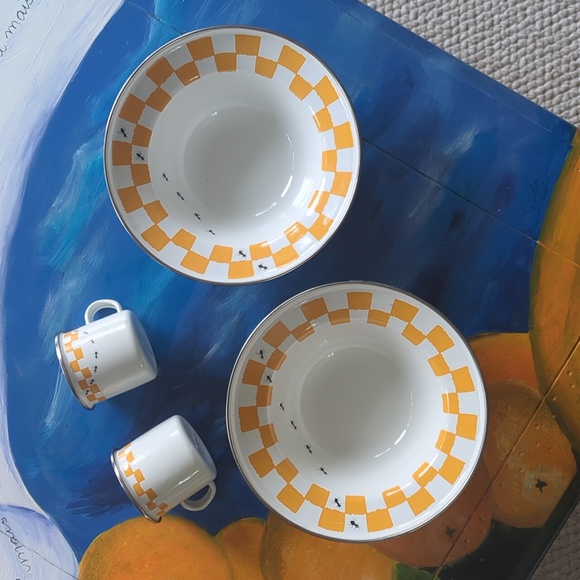The Golden Rabbit II Joan Wilkes Checkers & Ants Enamelware Bowls & Cups Set 4 - Picture 4 of 10